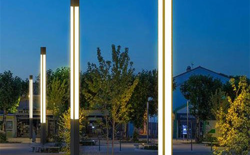 太阳能华池景观灯定制常见问题与解决方案