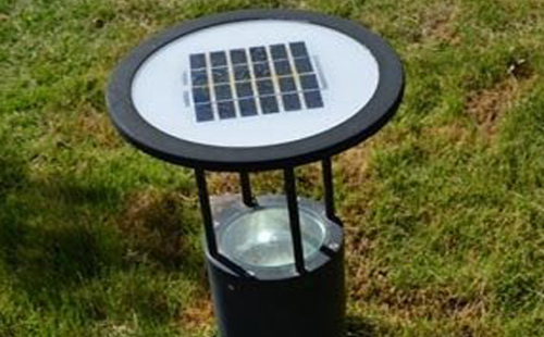 别墅庭院氛围营造：华池草坪灯选型与布光技巧